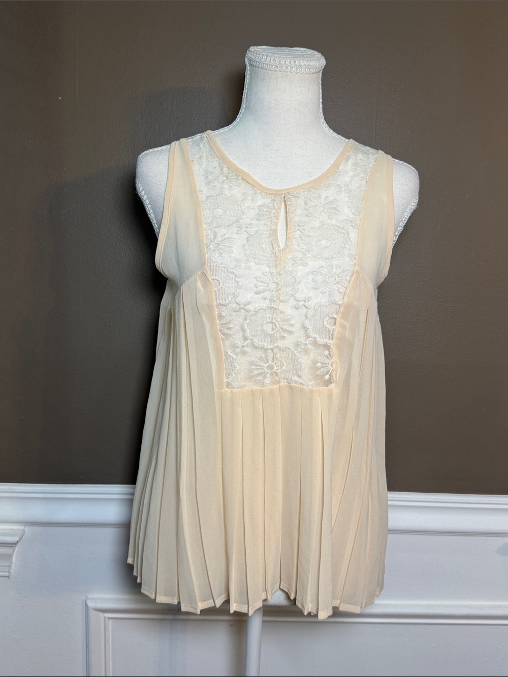 Alya Sheer Pleated Floral Embroidered Tank Top Boho Fairycore S‎